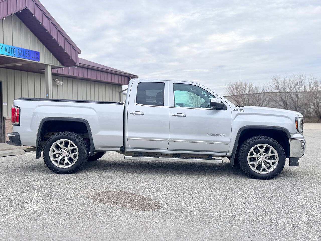 2017 GMC Sierra 1500 for sale at Gratify Auto Sales LLC in Lincoln, NE