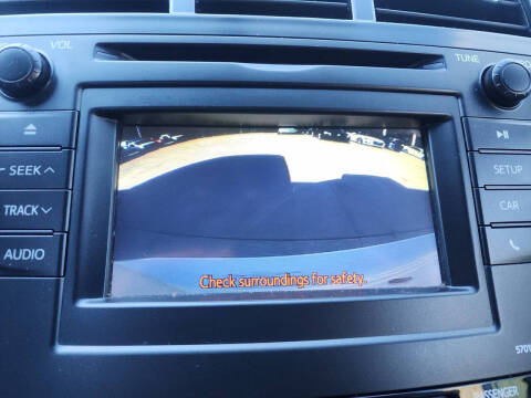 2014 Toyota Prius v Two