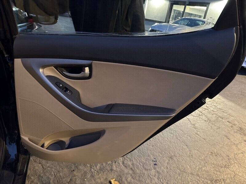 2016 Hyundai Elantra