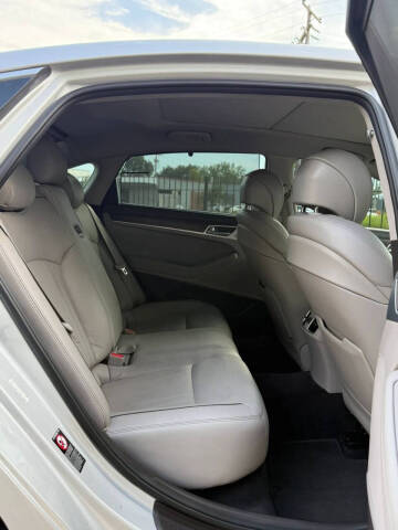2018 Genesis G80