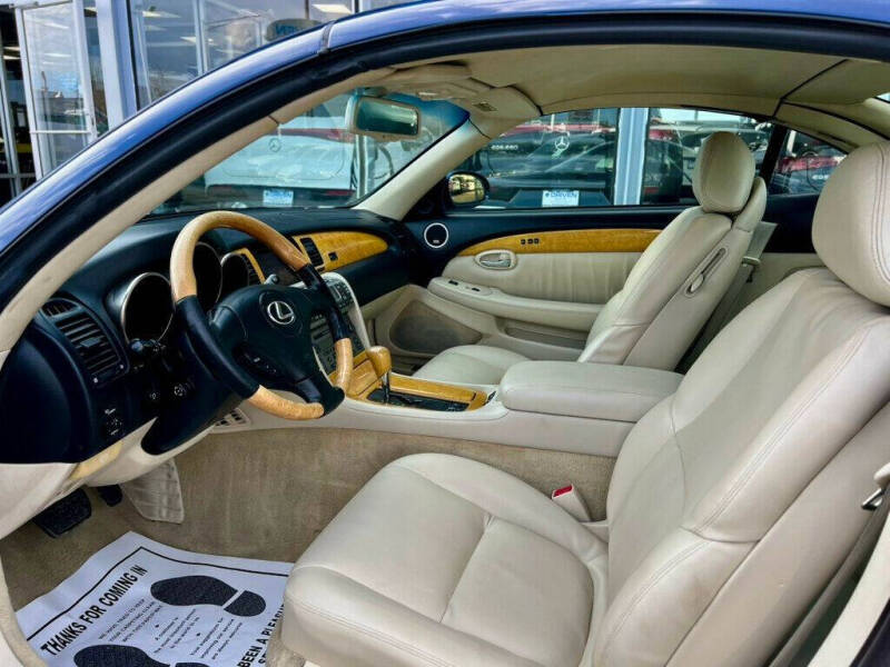 2002 Lexus SC 430