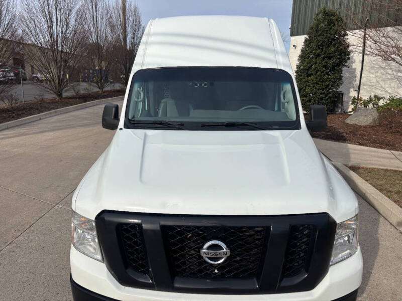 2020 Nissan NV Cargo SV photo 11