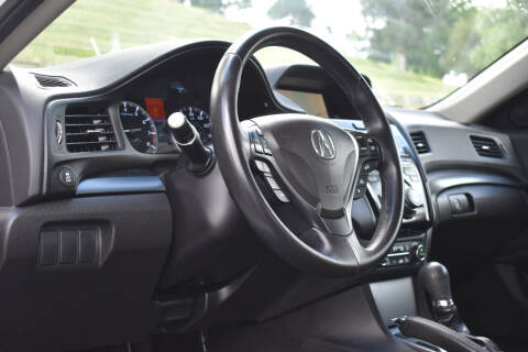 2013 Acura ILX 2.0L w/Tech