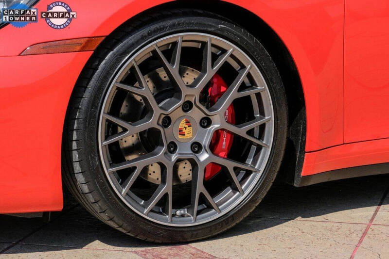 2020 Porsche 911 Carrera 4S