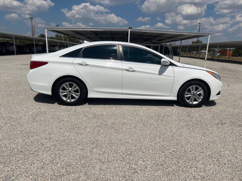 2014 Hyundai Sonata GLS's photo