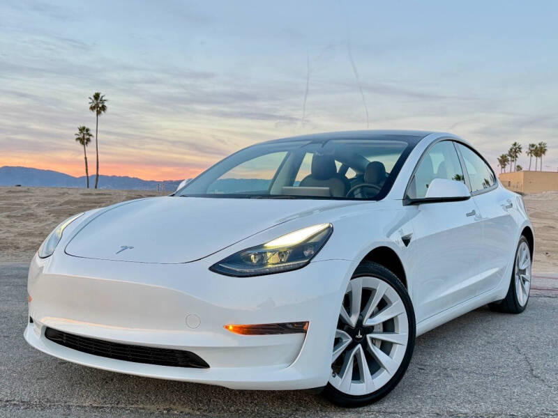 2023 Tesla Model 3 Base's photo