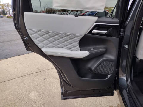 2025 Mitsubishi Outlander PHEV SEL