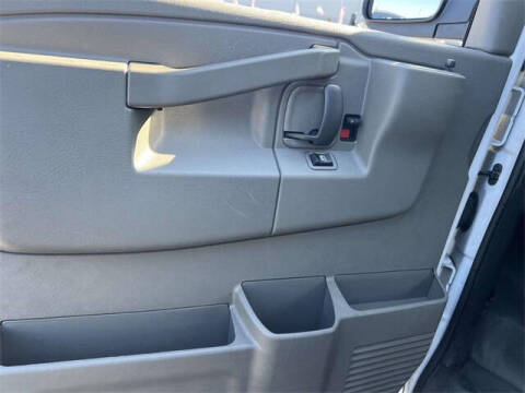 2023 GMC Savana 2500