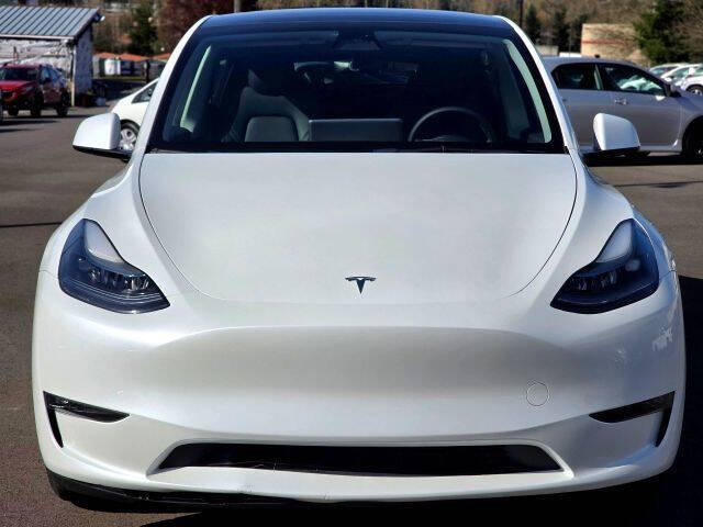 2023 Tesla Model Y Long Range