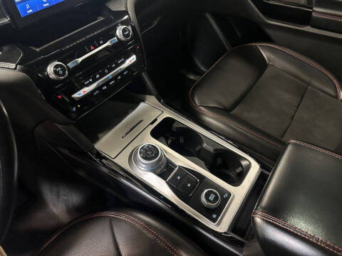 2022 Ford Explorer ST-Line