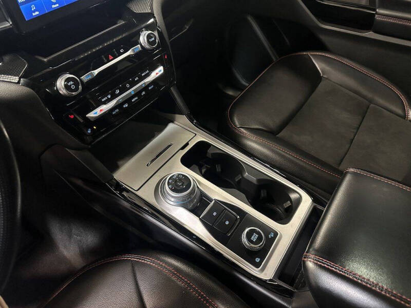 2022 Ford Explorer ST-Line