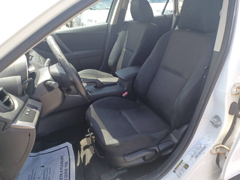 2013 Mazda MAZDA3 i Touring