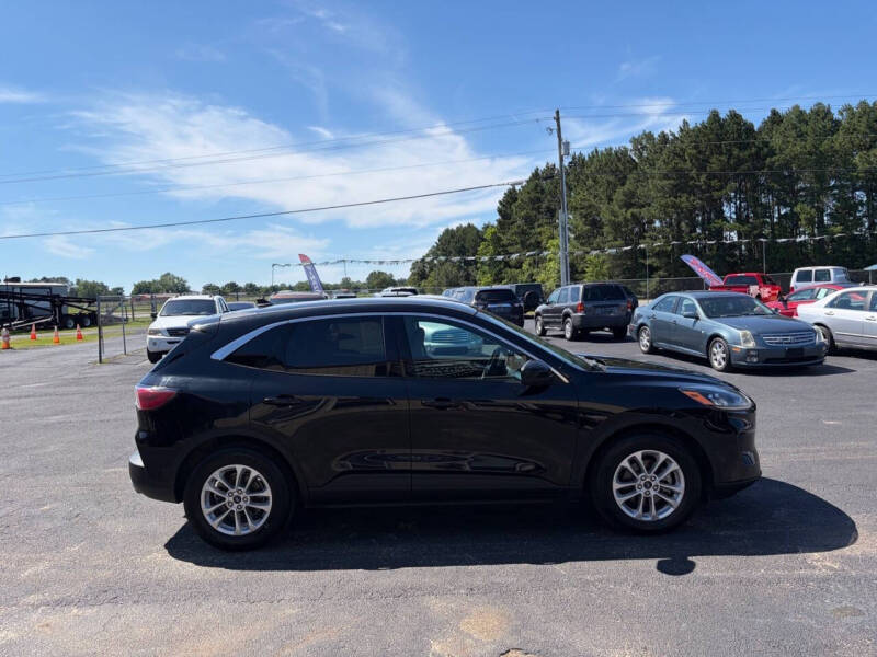2020 Ford Escape SE