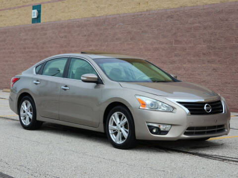2014 Nissan Altima for sale at NeoClassics - JFM NEOCLASSICS in Willoughby OH