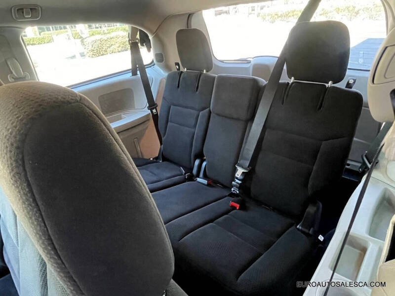 2016 Dodge Grand Caravan American Value Package