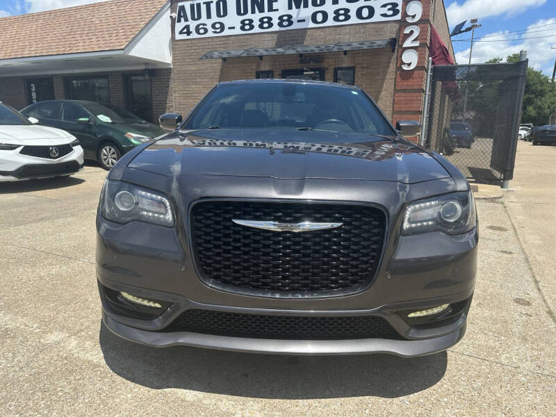 2018 Chrysler 300 S