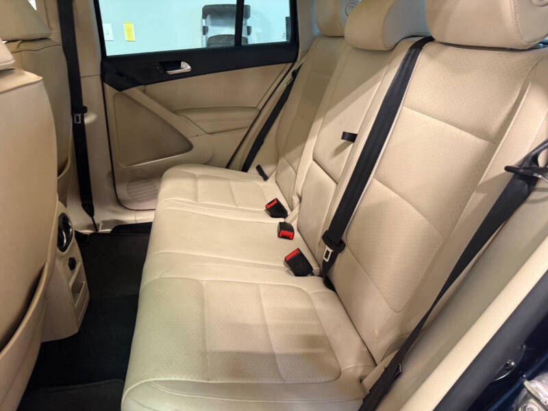 2013 Volkswagen Tiguan SE 4Motion