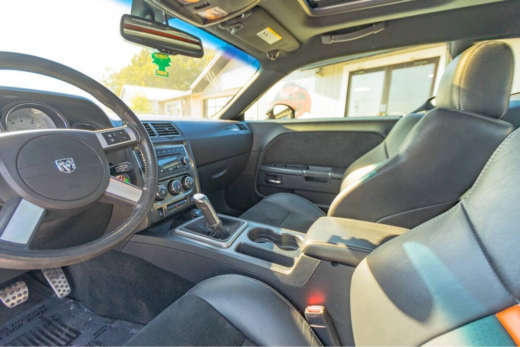 2009 Dodge Challenger 77