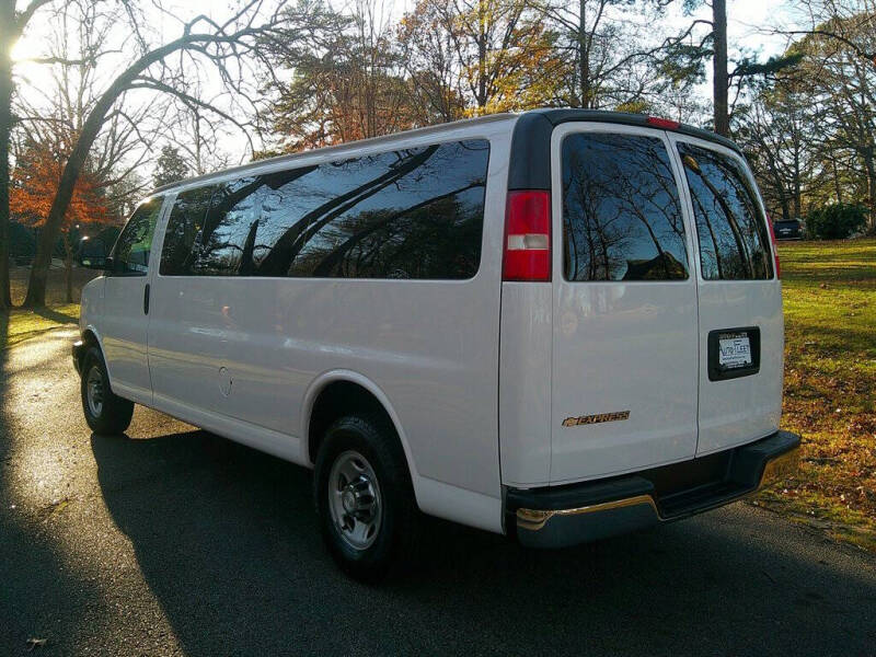 2017 Chevrolet Express LT 3500
