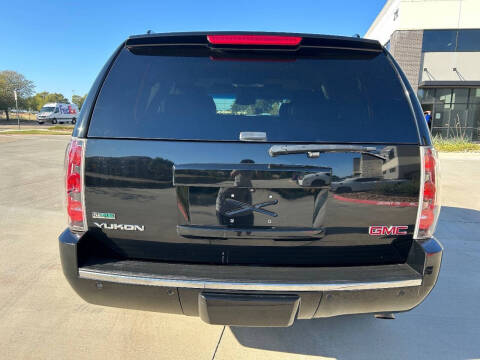 2012 GMC Yukon Denali