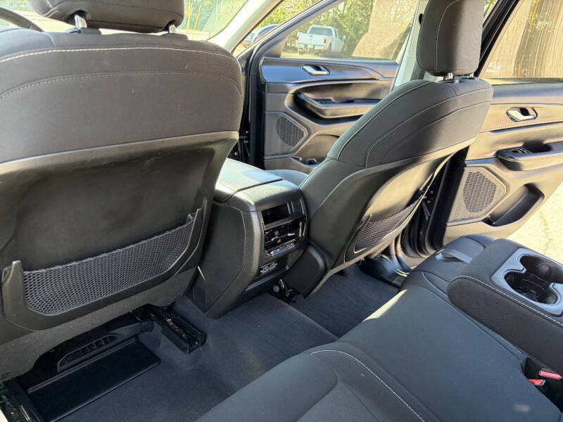 2023 Jeep Grand Cherokee Laredo