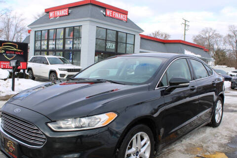 2014 Ford Fusion SE