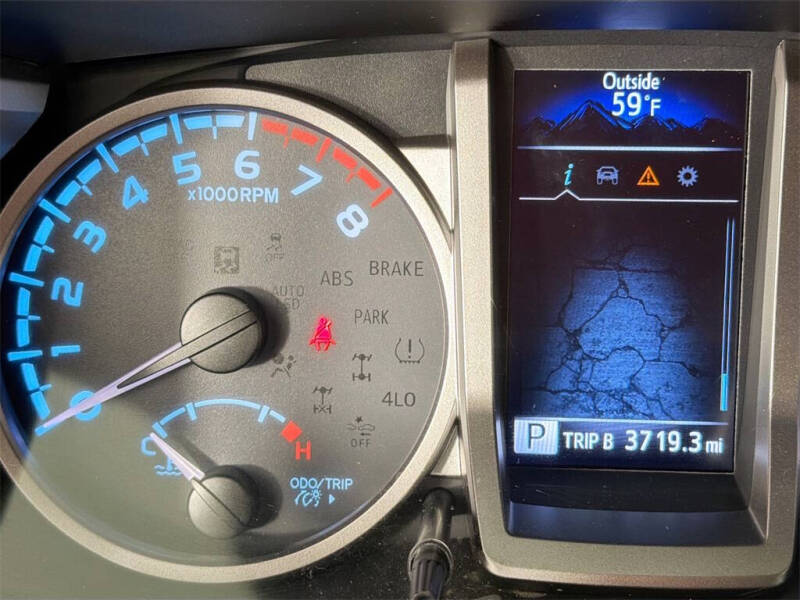 2021 Toyota Tacoma TRD Sport