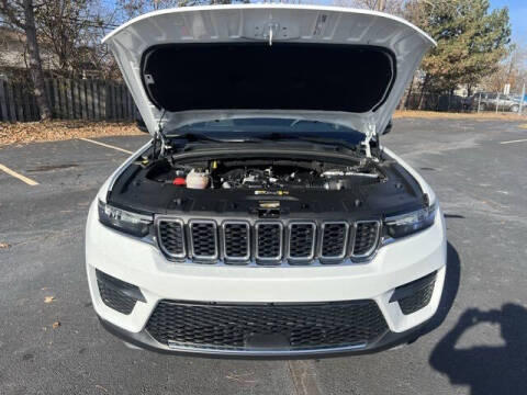 2024 Jeep Grand Cherokee Laredo