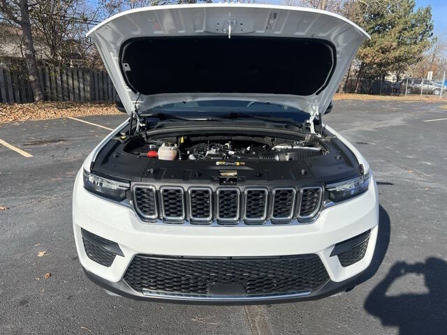 2024 Jeep Grand Cherokee Laredo