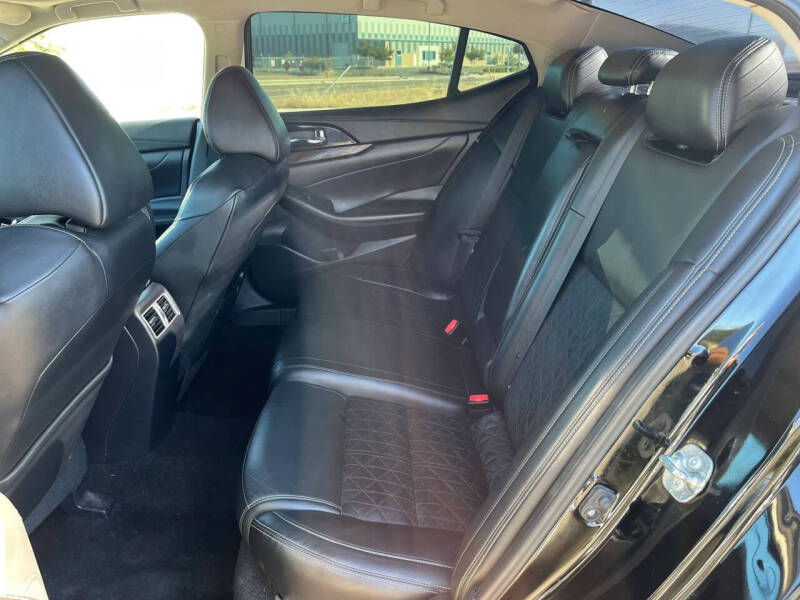 2016 Nissan Maxima Platinum