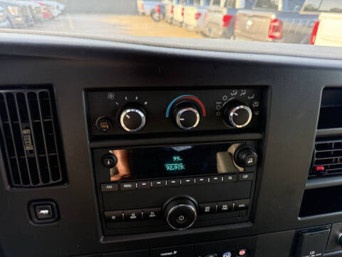 2022 GMC Savana 2500