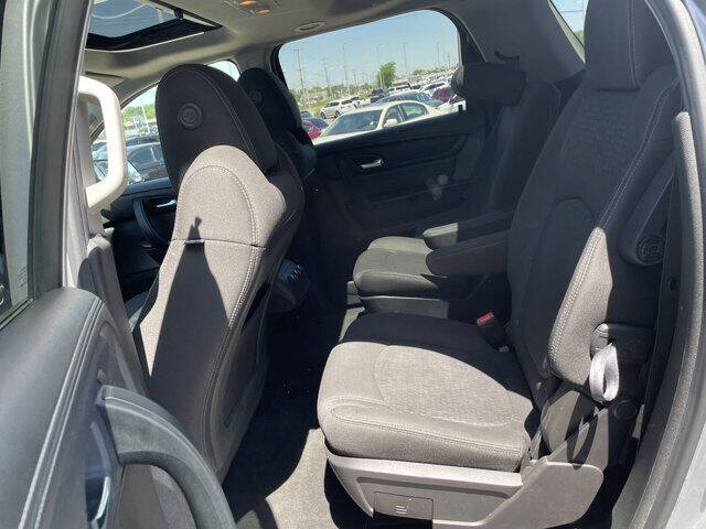 2015 GMC Acadia SLE-2