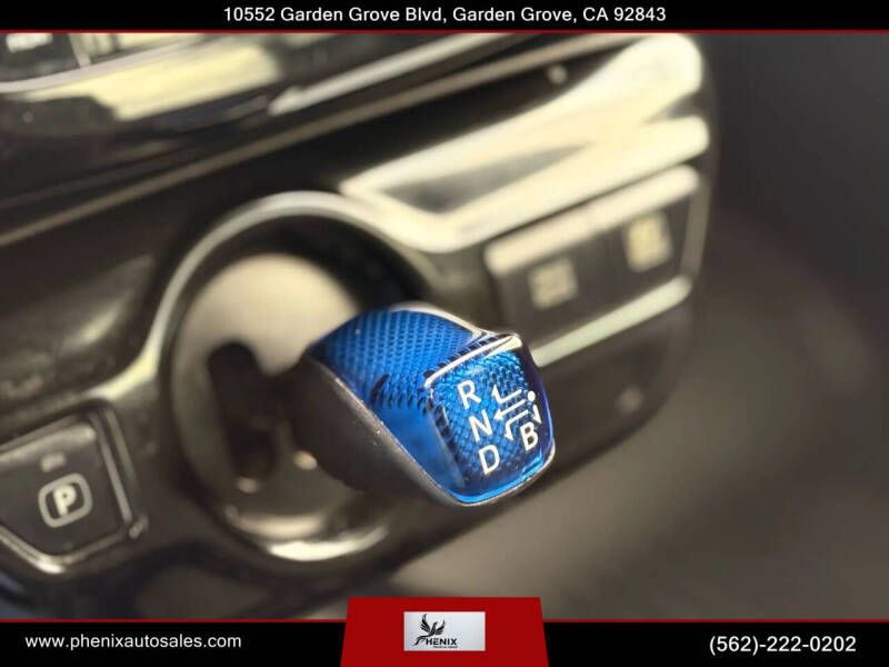 2016 Toyota Prius Two