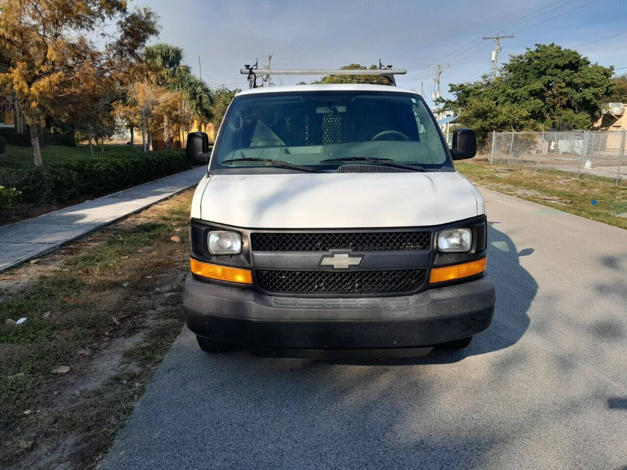 2014 Chevrolet Express  - $9,950