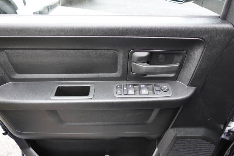 2023 RAM 1500 Classic Express