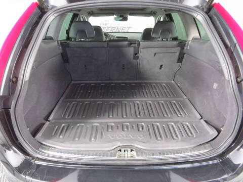 2017 Volvo XC60 T6 Dynamic