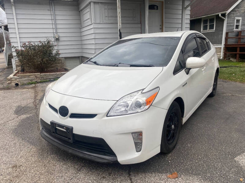 2015 Toyota Prius for sale at Wheels Auto Sales in Bloomington IN