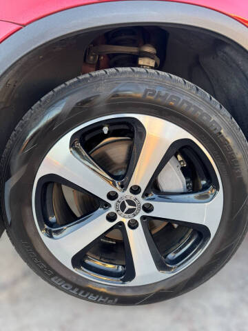 2021 Mercedes-Benz GLC GLC 300