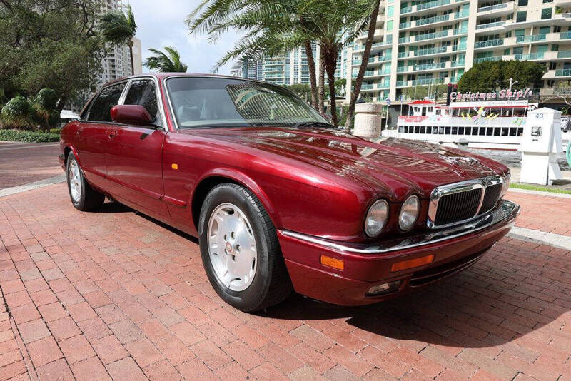 1997 Jaguar XJ-Series XJ6
