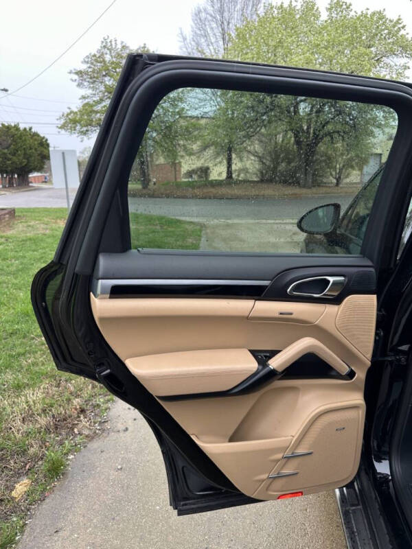 2016 Porsche Cayenne S