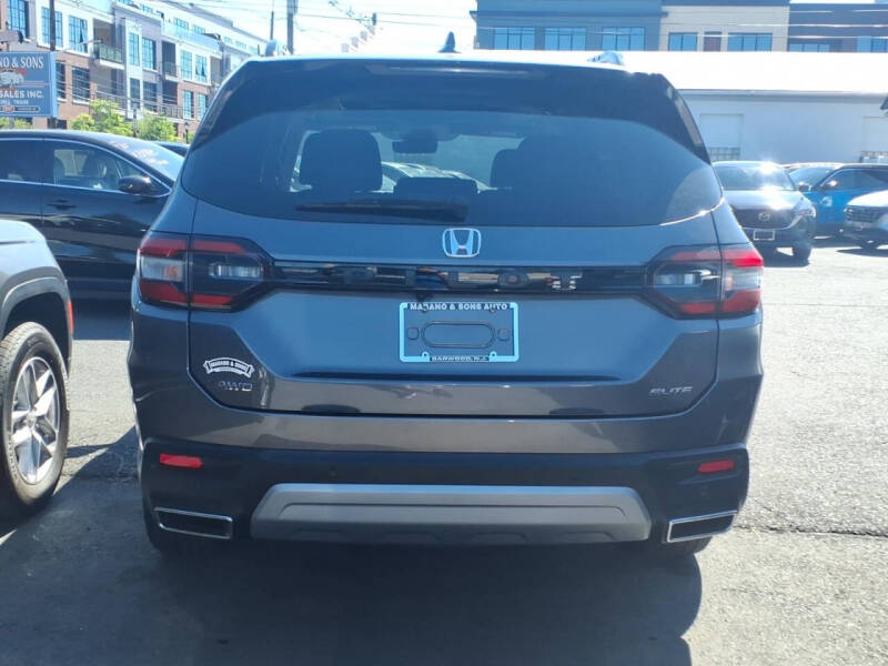 2023 Honda Pilot Elite
