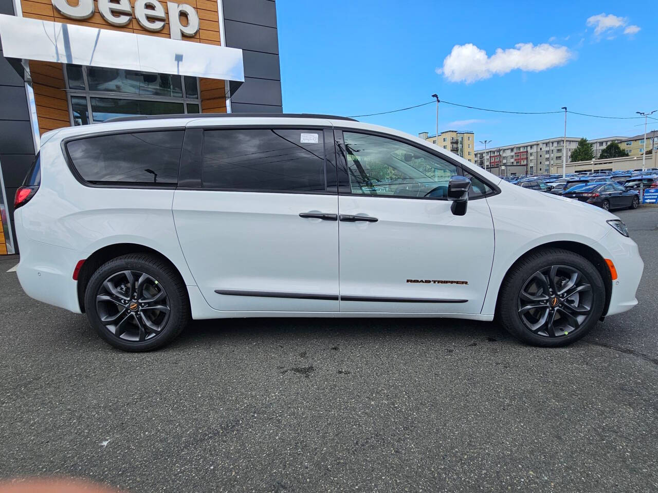 2024 Chrysler Pacifica for sale at Autos by Talon in Seattle, WA