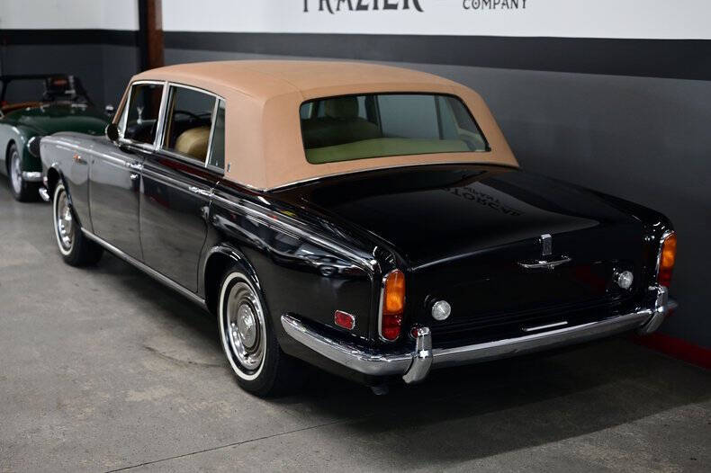 1972 Rolls-Royce SILVER CLOUD LWB