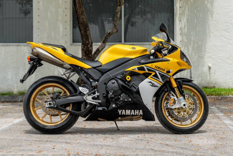 2006 Yamaha R1 & YSR80