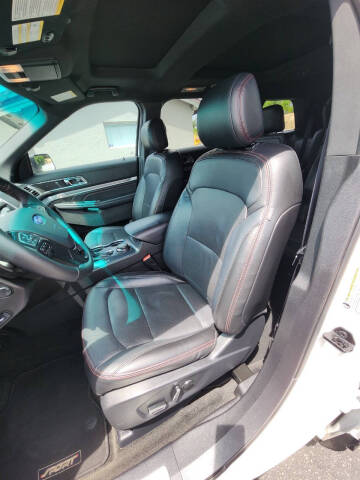 2017 Ford Explorer Sport