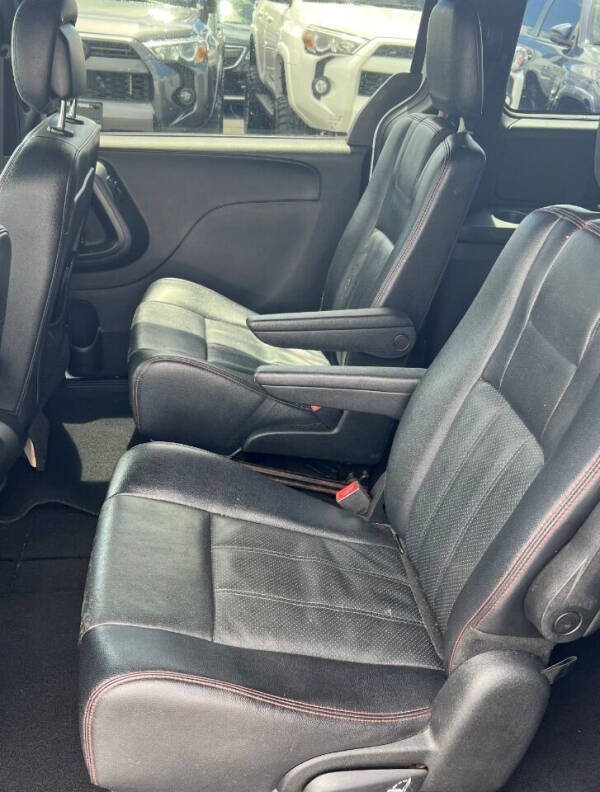2014 Dodge Grand Caravan R/T