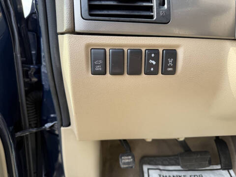 2008 Nissan Armada SE