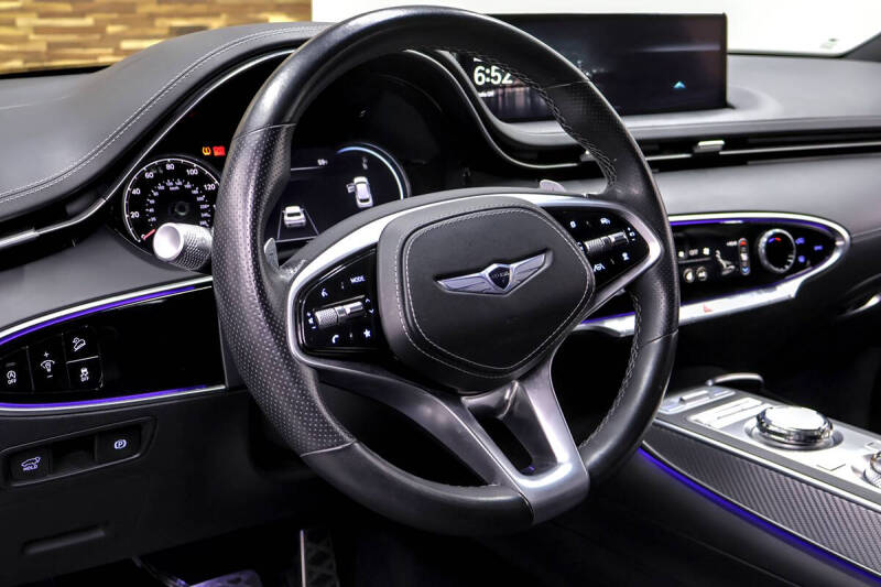 2022 Genesis GV70 2.5T Standard