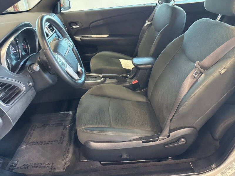 2011 Chrysler 200 Touring