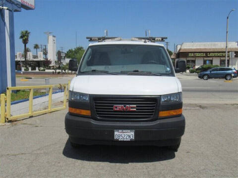 2022 GMC Savana 2500